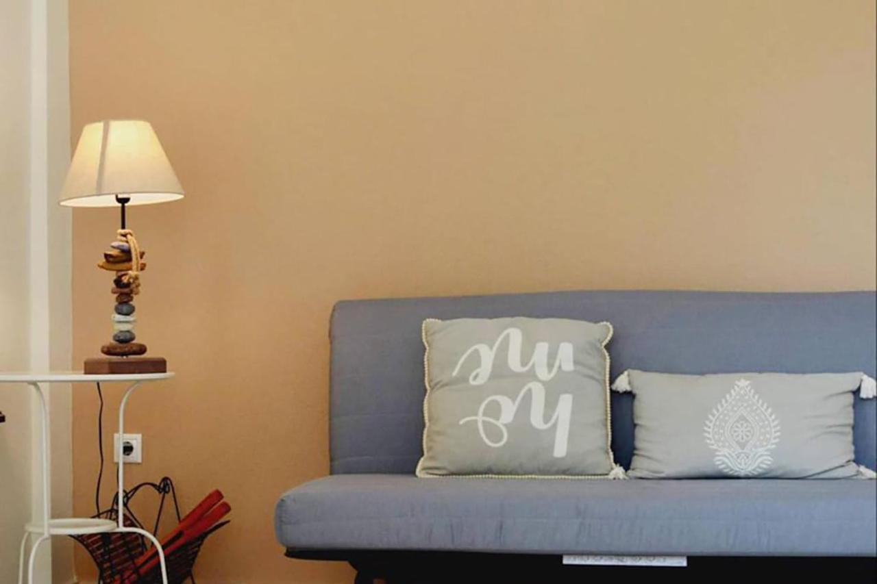 Lemon Beach Front Apartment, Nikiti Экстерьер фото