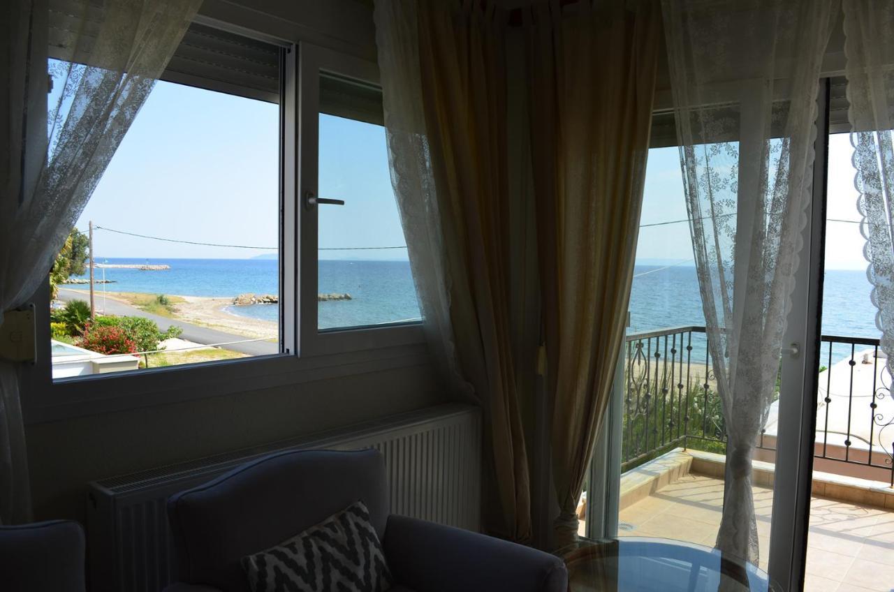 Lemon Beach Front Apartment, Nikiti Экстерьер фото
